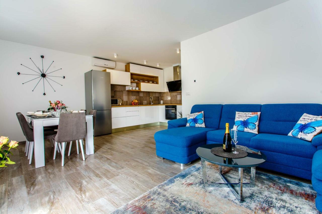 Apartment Ferias Trogir Eksteriør bilde