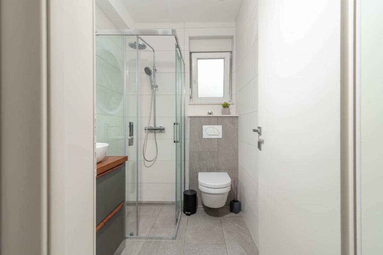 Apartment Ferias Trogir Eksteriør bilde